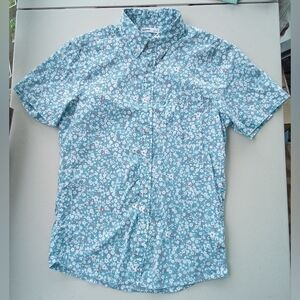 Sonoma Goods for Life Light Blue Floral Short Sleeve Button-Down - Size S